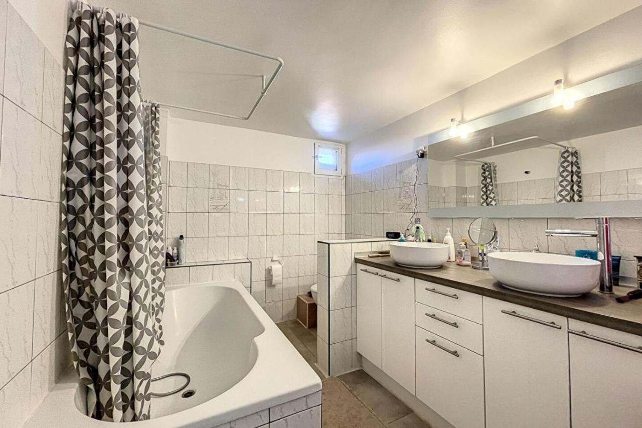 Maisonnette De Plage Sur Les Toits Appart 1 Chambre 1 Mezzanine Avec Vue Le Grau-du-Roi Eksteriør bilde